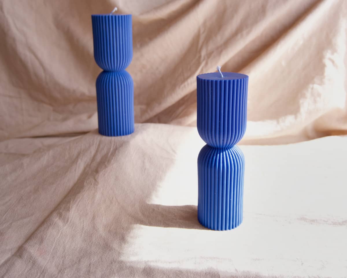 Bougie design décorative colonne bleue